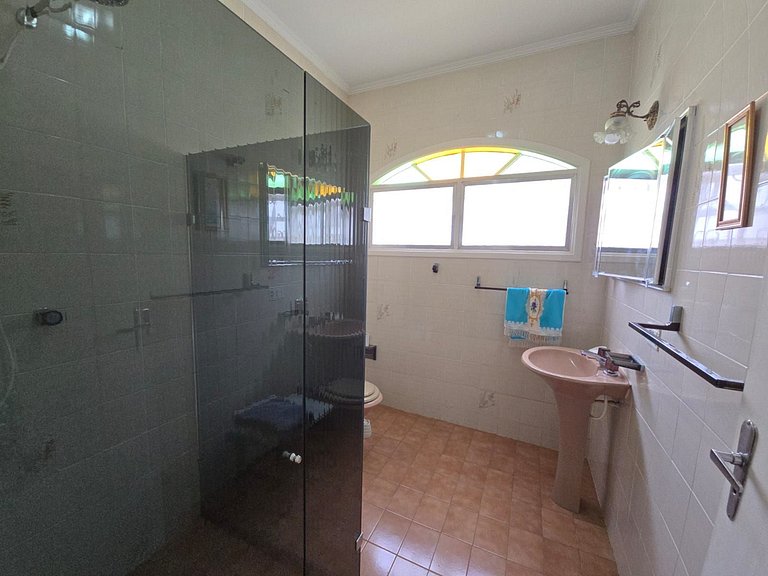 Casa Maranduba Premium — 3 Quartos, Piscina, 10 Pessoas, 2 Q