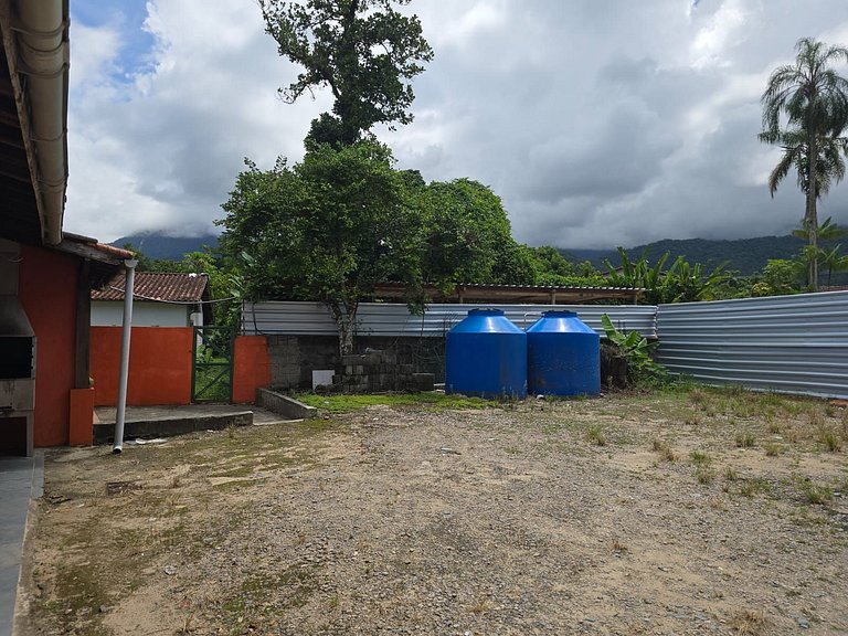 Kitnet Marbela 14 — Espaçosa, Piscina, 2 Quadras do Mar