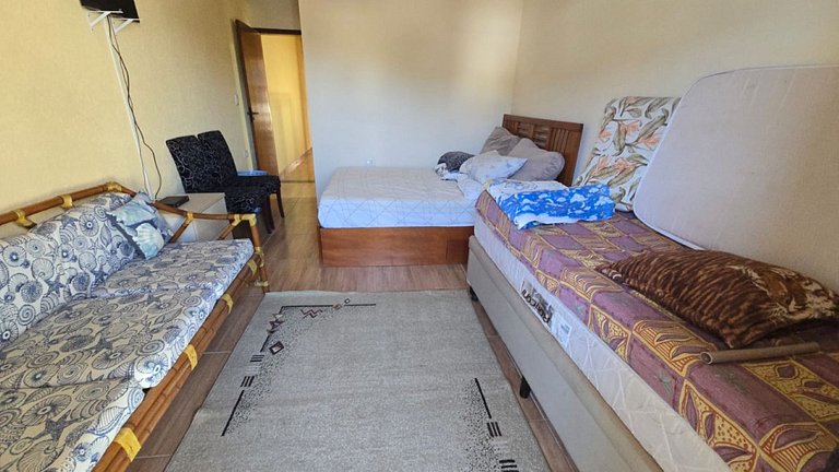 Casa Beira Rio Maranduba — 3 Quartos, 12 Pessoas, Vista Rio