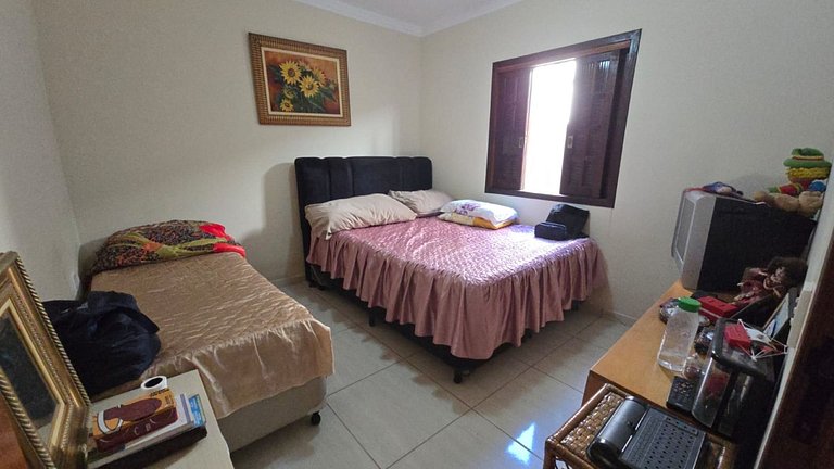 Casa Beira Rio Maranduba — 3 Quartos, 12 Pessoas, Vista Rio